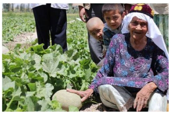 129岁老奶奶 唱情歌 报名中国好声音