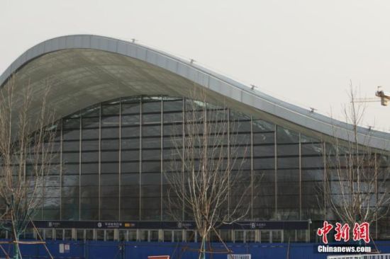 3月18日，北京地铁环球度假区站。 中新社记者 蒋启明 摄