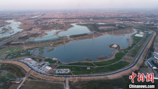 邯郸市永年区总投资3.3亿元建设的�澈�生态湿地公园�！〕陆ㄉ� 摄