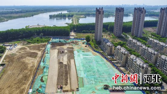 图为建设中的厂通路项目，该项目是京津冀交通一体化发展的重点项目。 赛