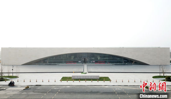 图为11月24日，航拍雄安“城市大脑”雄安城市计算(超算云)中心。(无人机照片) 中新社记者 韩冰 摄