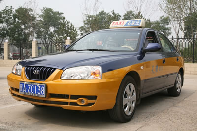 石家庄市运管处启用出租汽车新车型、新颜色
