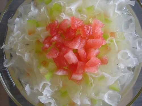 西瓜皮的几种食用方法之瓜皮脆耳